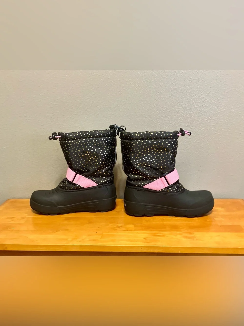Northside Frosty II Insulated Winter Boots, Black w/Gold Flecks - Size 1 (VGUC)